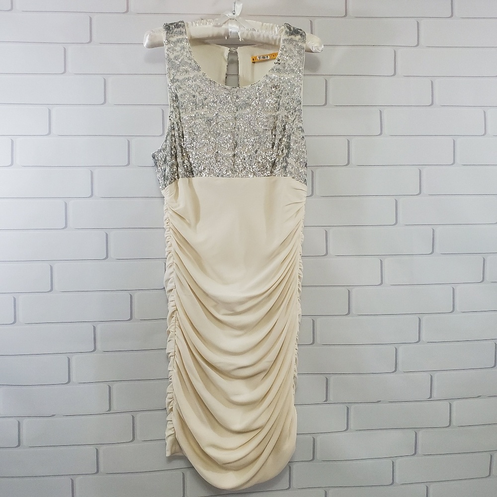 Alice + Olivia Silver Sequin Silk Formal Dress